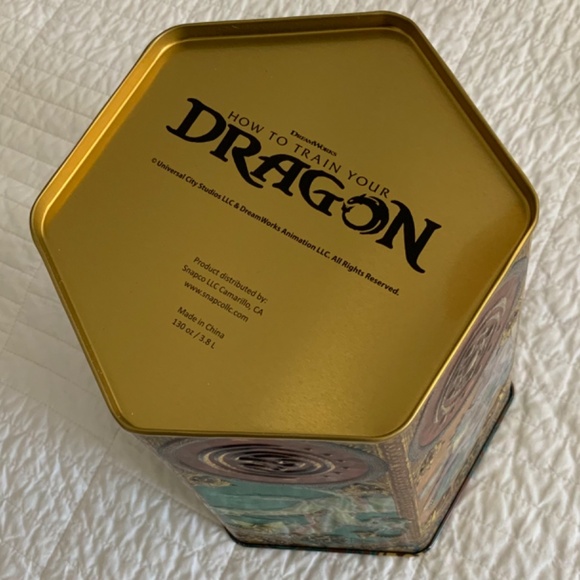 COPY - how to train your dragon popcorn tin - Picture 5 of 11